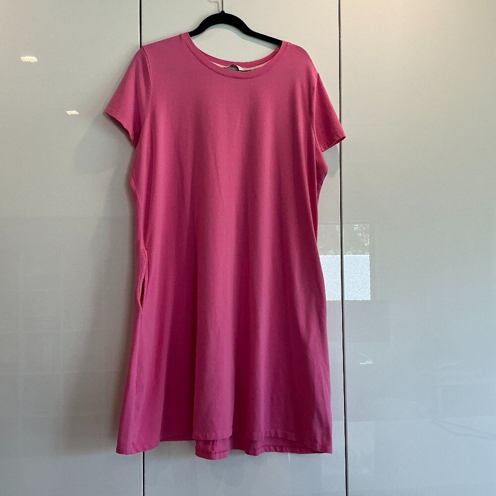 Isaac Mizrahi, Crew Neck Tee Shirt Dress in Barbie Pink, Plus Size 1X